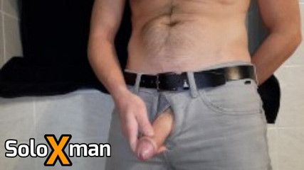 SoloXman: Acrobatische jongen masturbeert tegen de muur omdat hij geil is -...