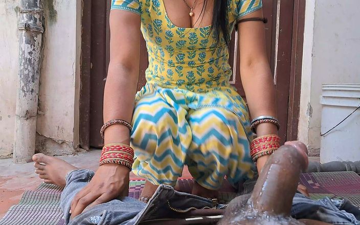 xshika: My Neighbour Friends Wife Come My Home Secretly for Me...