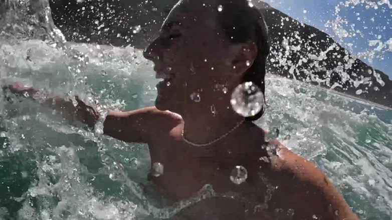 Sav Moolah: Facial at the Nude Beach