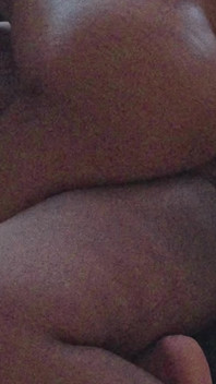 흑인 대물 자지에게 따먹히는 핫한 소녀