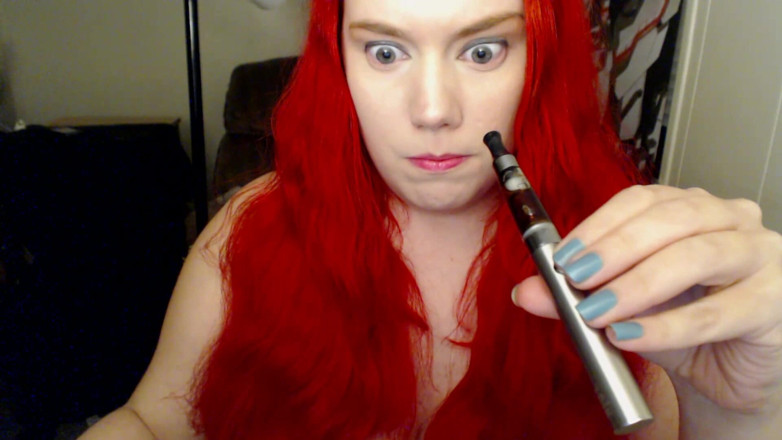Scarlet Vixen: Coughing While Gaming! (wmv)