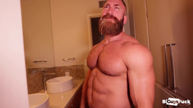 Bi Guys Fuck: Secret Bi-sex Threesome