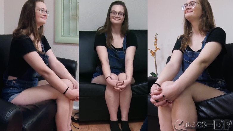 GLASSDP: PAWG 书呆子是一个秘密的渴望鸡巴的荡妇