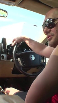 Dej svého velkého tvrdého ptáka do mé kundičky, naplácej můj velký zadek a Bang Me Strong