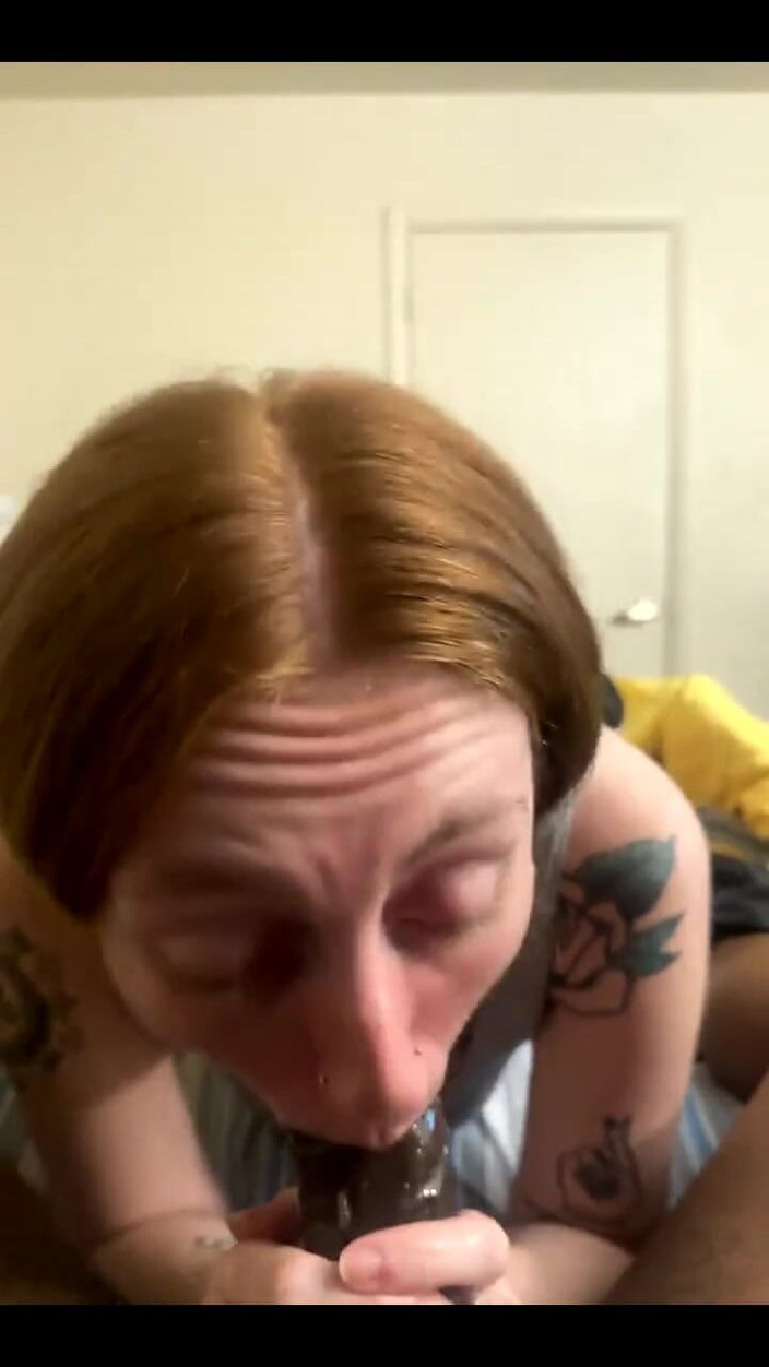 Mariecream: Gorge profonde avec sa tête baveuse, beaucoup de bulles