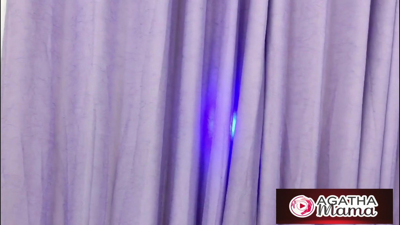 Agatha Mama: Agatha Mama en un día de enamorados donde tuve sexo...