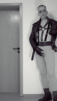Lycra Leather Hunk 11 (two Cum Shots Xl)