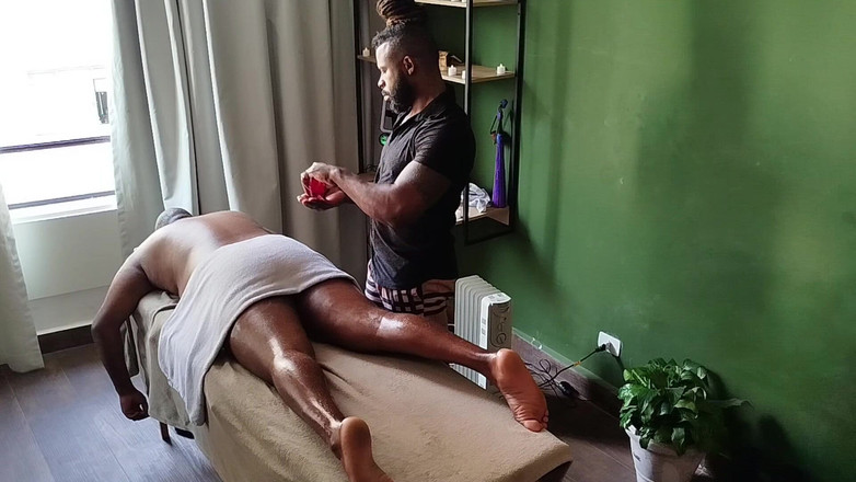 TheBlacKHunterr: Camera văn phòng massage
