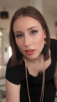 POV - um trio com tesão com a loira gostosa Barbie Brill e a morena Beleza Lilith