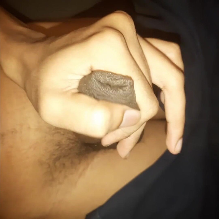 Hot Kolla: Desi Boy Masturbating in Room