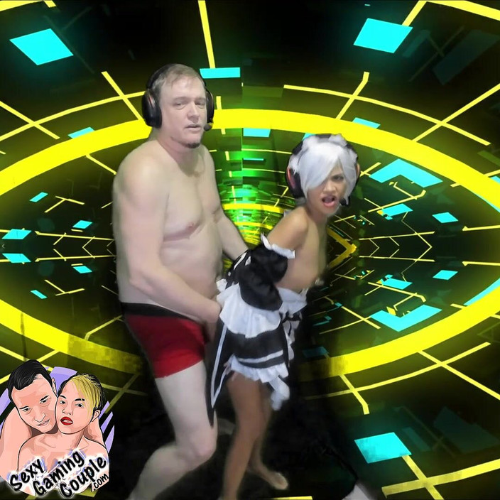SexyGamingCouple: Futând o fată costumată de impact Genshin