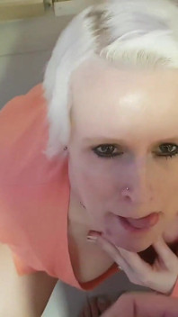 CFNM Blowjob and Cum Swallowing