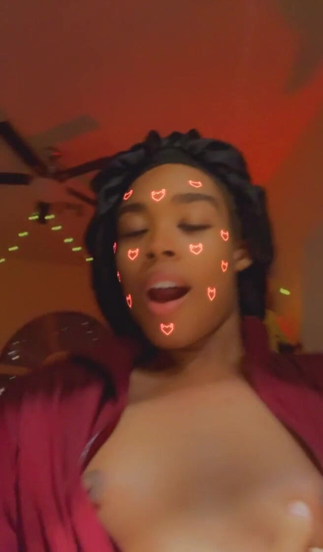 EROS ORISHA: Myslím, že je bezpečné, když je teď plný šálek. Vím, že Yall miluje...