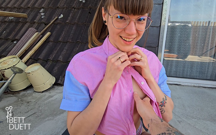 BettDuett: Utomhus par balkongsex !!