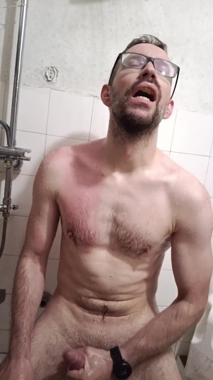 kickerscooter: Mandian amatur melancap