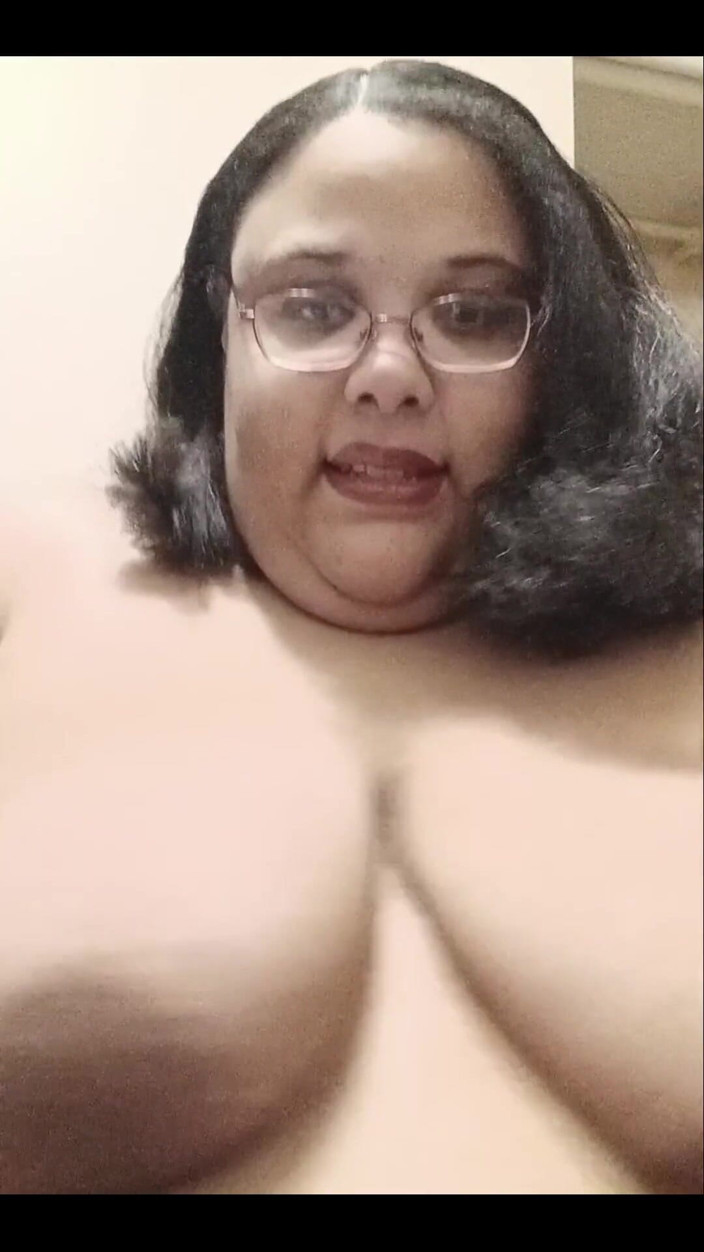 Jessica pigslut: Wanna Play with My Tits?