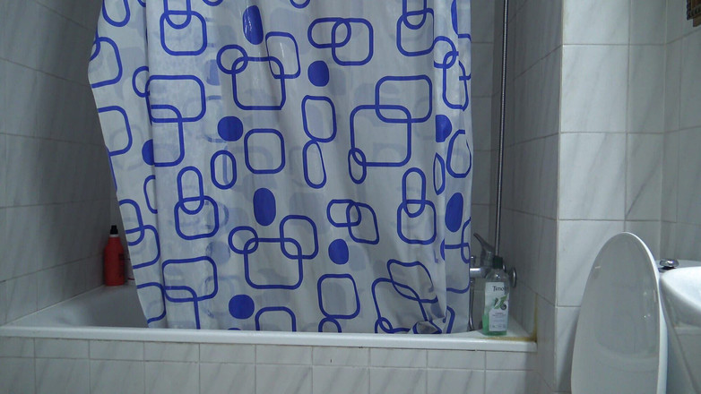 Souzan Halabi: This Muslim Woman Is Shocked!!! She Accidentally Sees My Big...