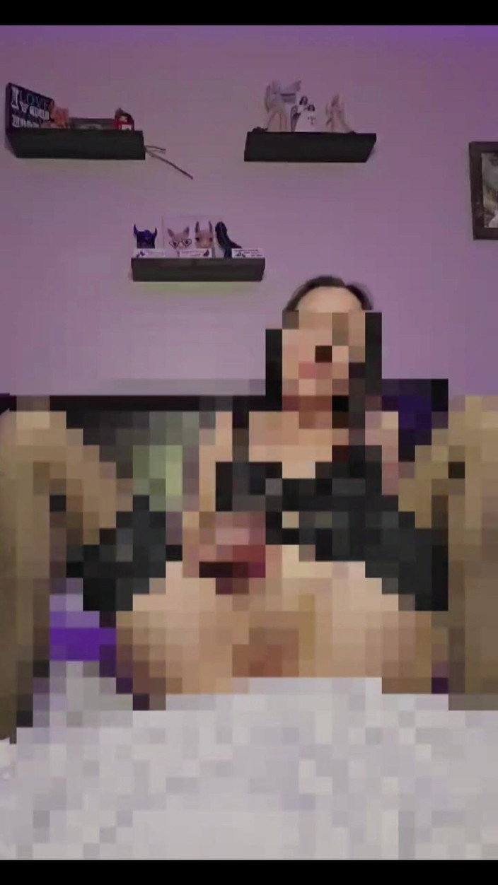 Raven Willow: पूर्णता का छेड़ना: पिक्सेल चूत पंप करना