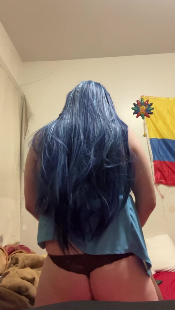 TsAfropuffs: Bombshell Trany Fucks Blue Haired Cross Dresser
