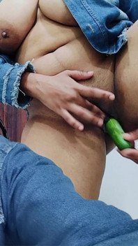 College Girl Nisha the Stepdaughter Wet Pussy Fucking with Cucumber