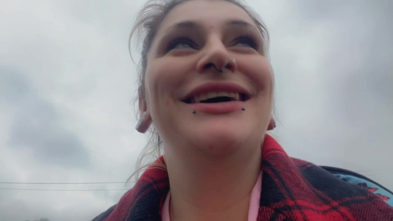 EeveeXo: Public Pee Desperation