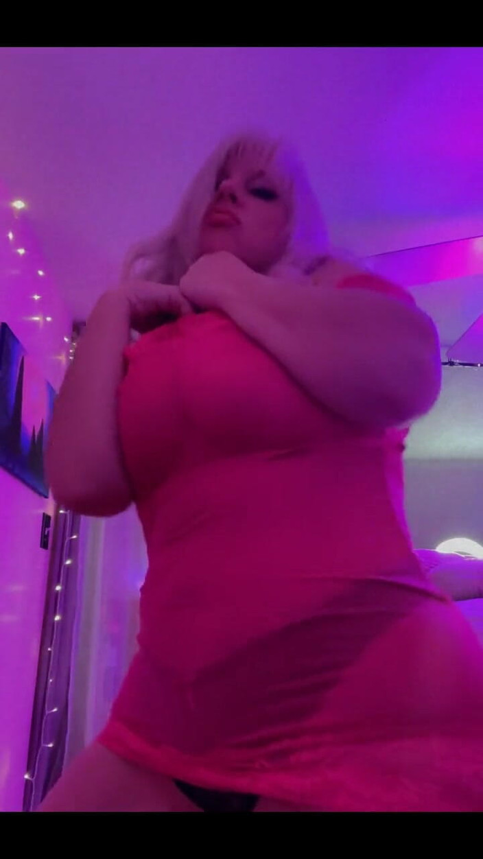 PaintedRose: Je peux? (vidéo de danse coquine) Soufflez-vous la tête...