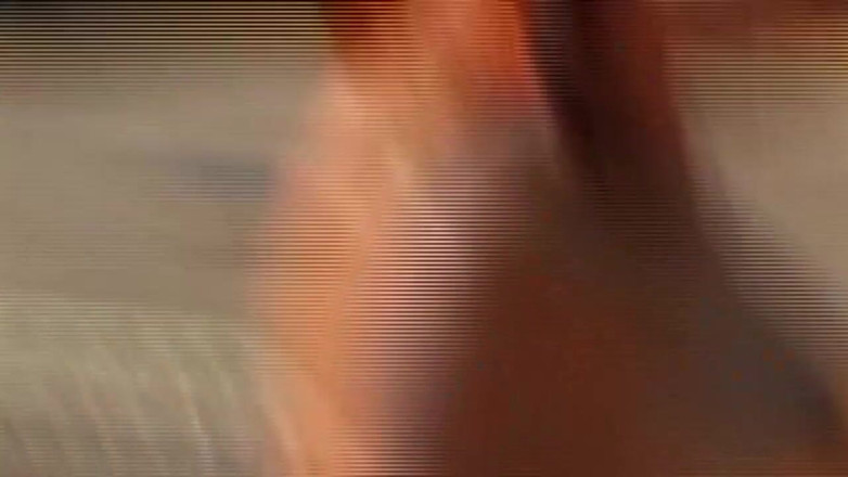 Goldenxtapes: 欲情した成熟した女性が指で快感を覚える