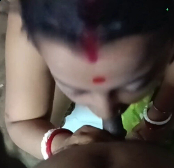Bongsoniya69: Bhabi Lund Chuste Huye Chudwayi