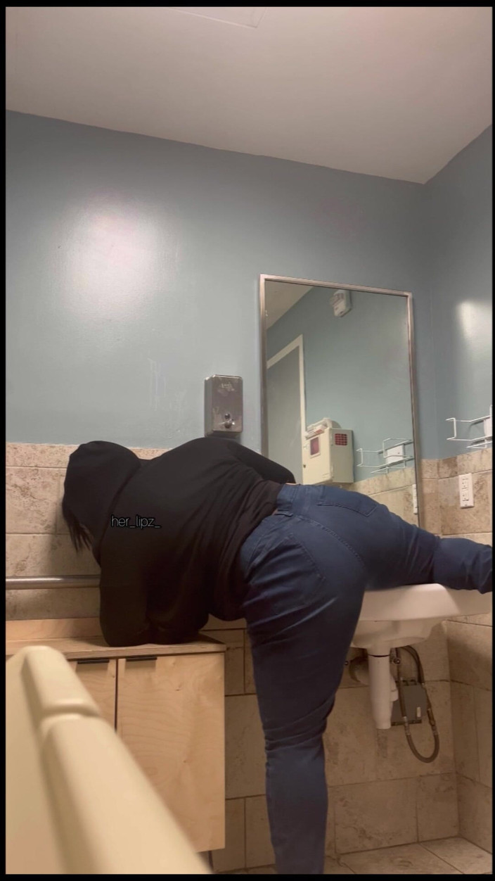 Anye Meshell: Mmmm questi sono alcuni dei miei migliori video di ritorno...