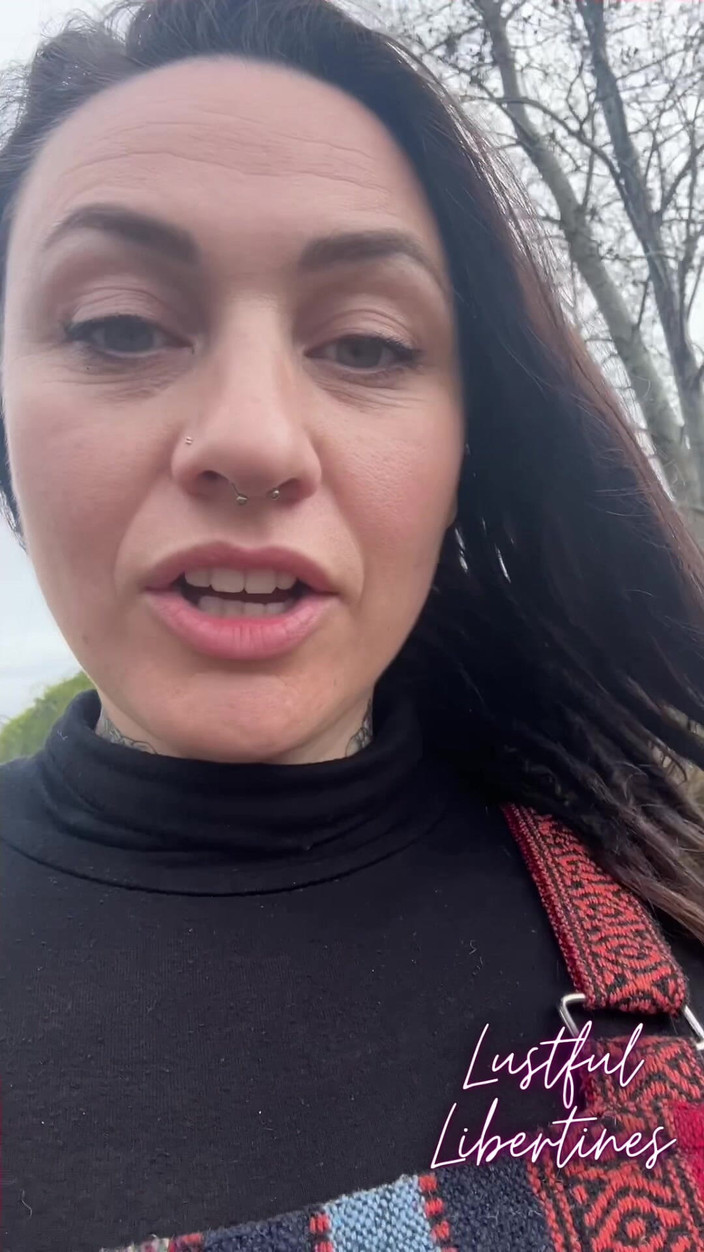 Lustful Libertines: Pojďte se mnou na nezbednou procházku