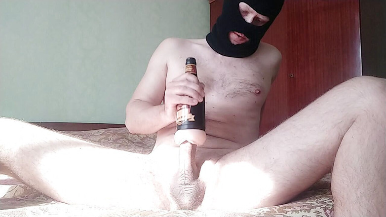 Guy big cock cum: Hraní s velkým ptákem, sténání a creampie