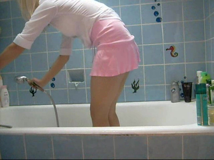 Blondehexe: Teeny mencukur dan kemudian melakukan seks telefon