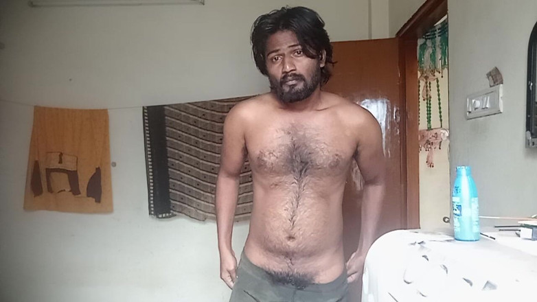 KUMBHA MANOJ KUMAR: Bintang Porno Desi India
