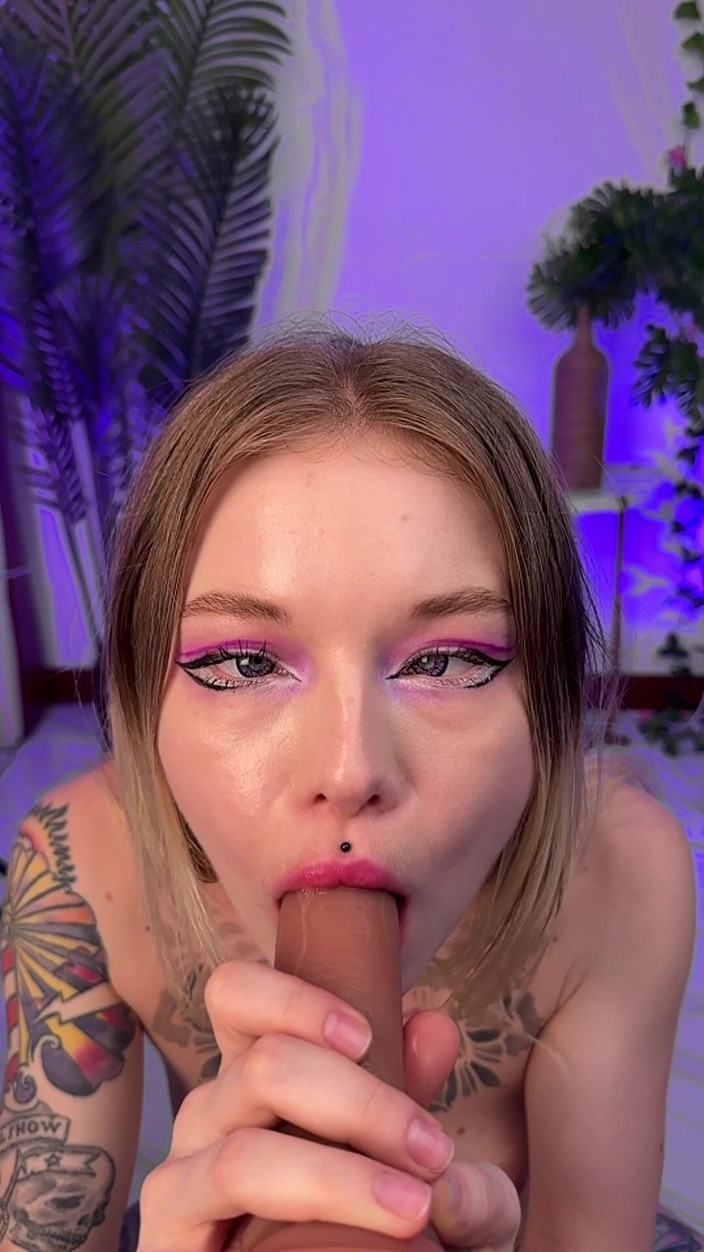 Karneli Bandi: Blowjob Eyes Contact