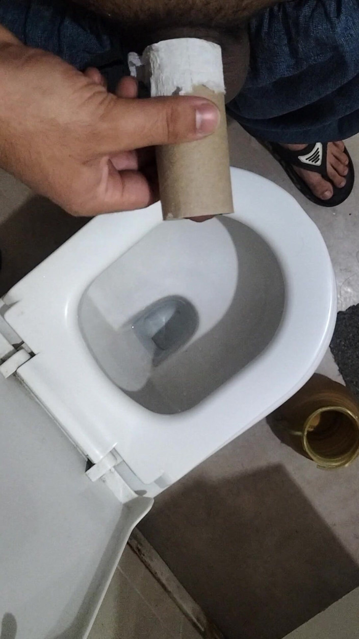 Masterbation: 高露洁薄荷在手淫时