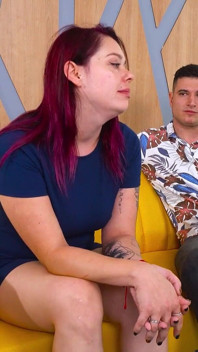 Real Couple Wants to Jump Into Porn. Violeta Silvestre, Her First Time Ever, on Fakings
