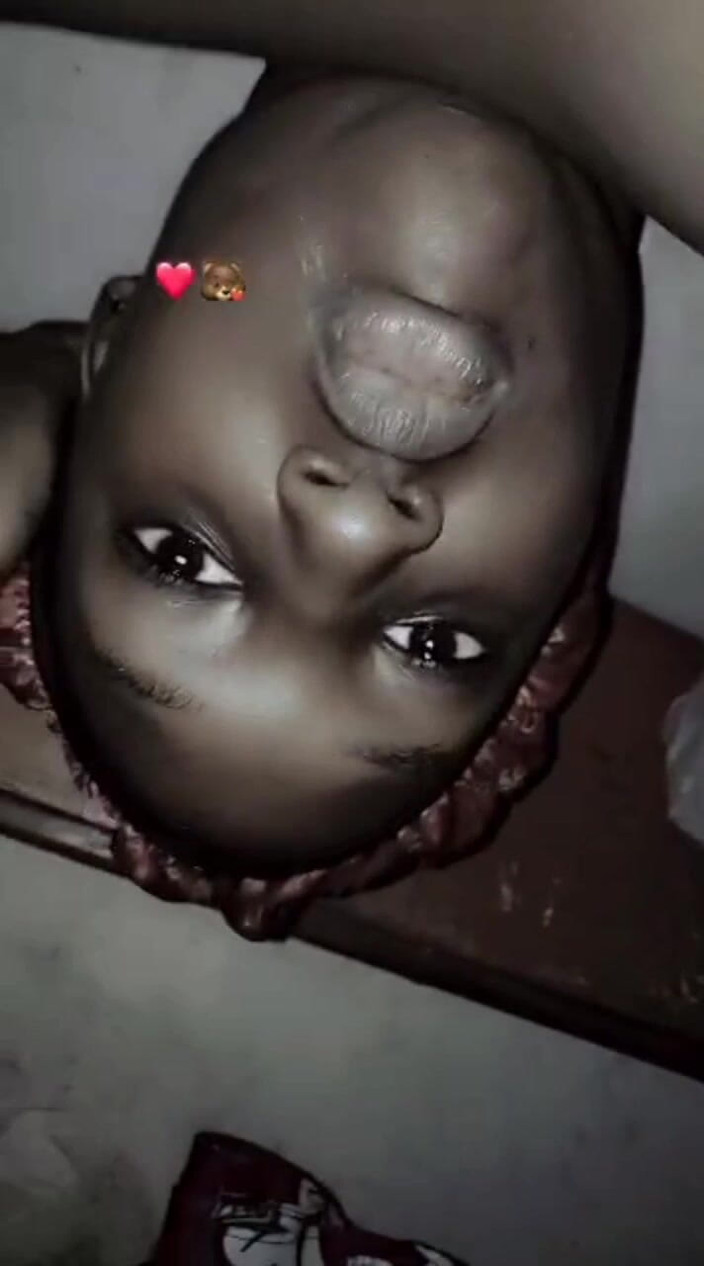 Bad boy studio: Еще одна сучка выставила себя напоказ, она так возбуждена пальцами