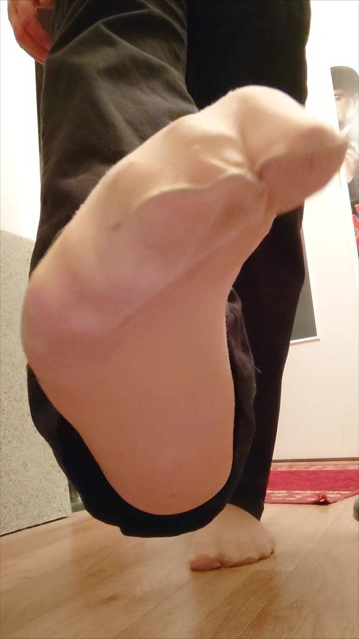 Carmen_Nylonjunge: Świeżo Po Porannych Zakupach