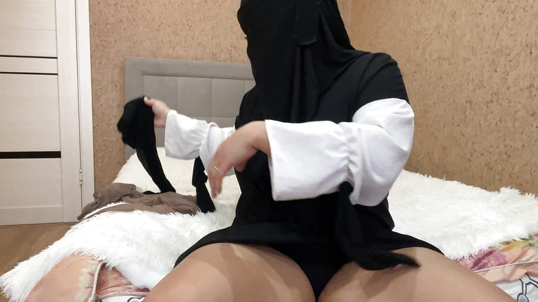 Lux Eva: Egyptská manželka z Káhiry dává pokyny k honění