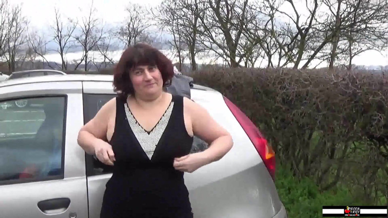 Peccatrici Produzioni: Mature slut pissing compilation