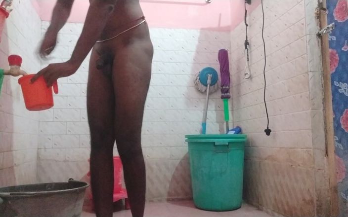 Tamil 10 inches BBC: Sesi mandi seksi cewek tamil