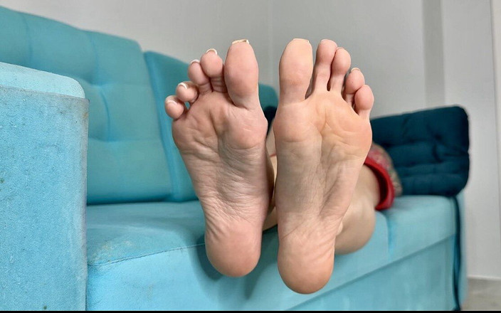 Julia domaina: Mina vackra sulor med långa tår, bara stora fötter, franska...