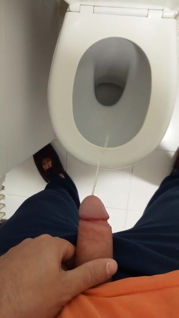 Romanian couple: My dick is pissed