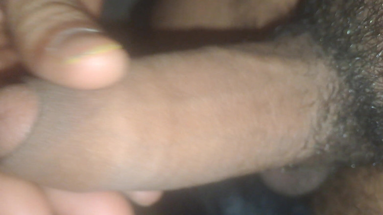 Kanvraj121: Pulosul desi hunk Tim Deen își mângâie pula groasă