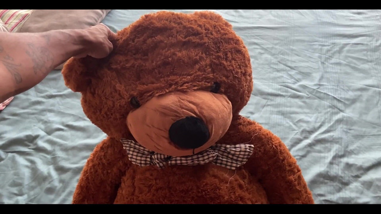 arabeputo: Ceci est mon nouveau jouet George