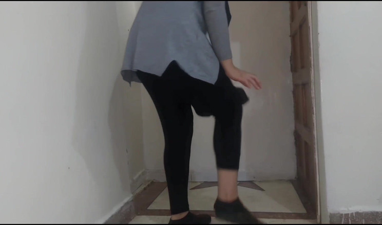 Houdahero: Я трахаю свою марокканку-соседку