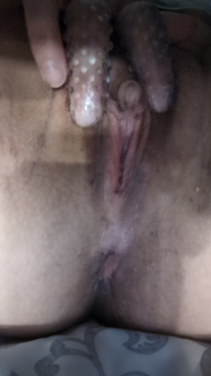 Jamponie Sexy Hot Milf: Трахаю пальцами мою киску и клитор новыми пальцами-игрушками