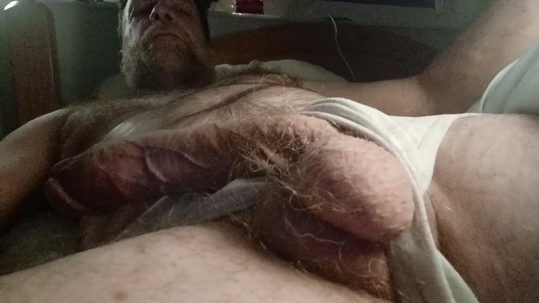 Hairyartist: Une sainte bite t’appelle