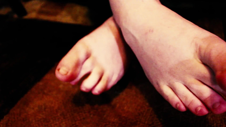 Campsissyboi: Unwashed Dirty Stinky Feet Wank and Sniff Series