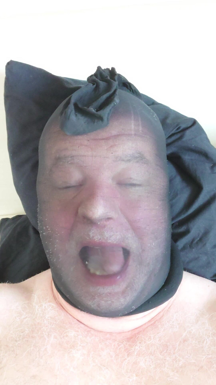 NylonFace: Carmen Nylonjunge Makes Grims in Nylon Mask